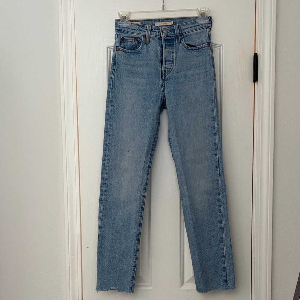 Women's Jeans by Levi’s. Wedgie Straight style size 23, 26” inseam. Button-fly